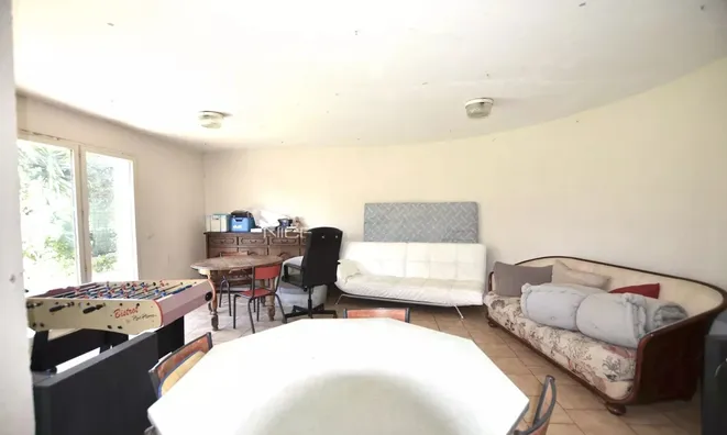 Недвижимость Villa Croix des Gardes: 10