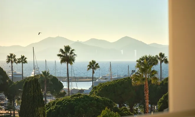 Недвижимость Villa Pointe Croisette: 4