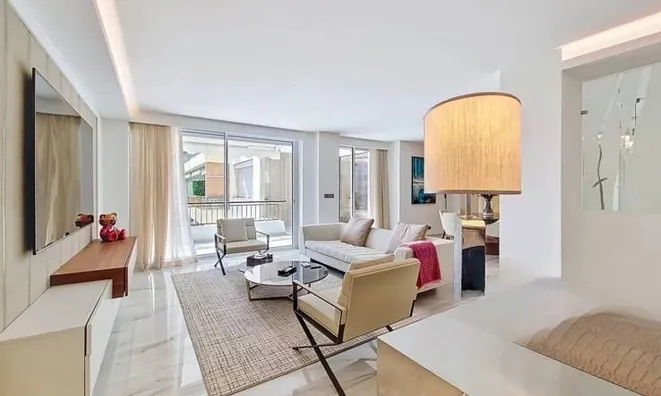 Недвижимость Villa Croix des Gardes: 9