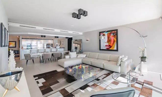 Недвижимость Villa Californie: 9