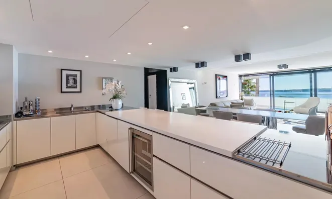 Недвижимость Villa Californie: 11