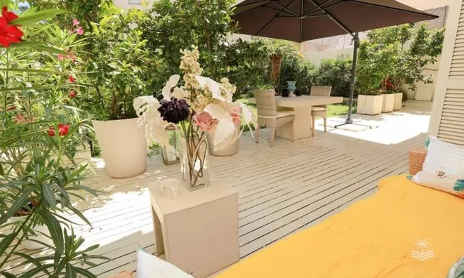 Недвижимость Villa Pointe Croisette: 1