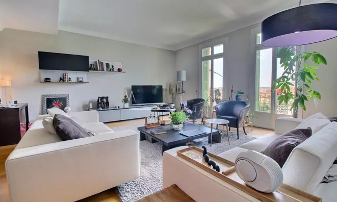 Недвижимость Residence Carnot: 1