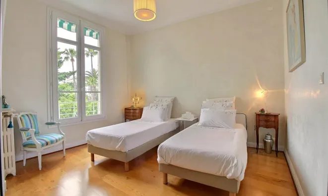 Недвижимость Residence Carnot: 8