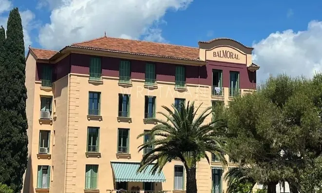 Недвижимость Residence Carnot: 12