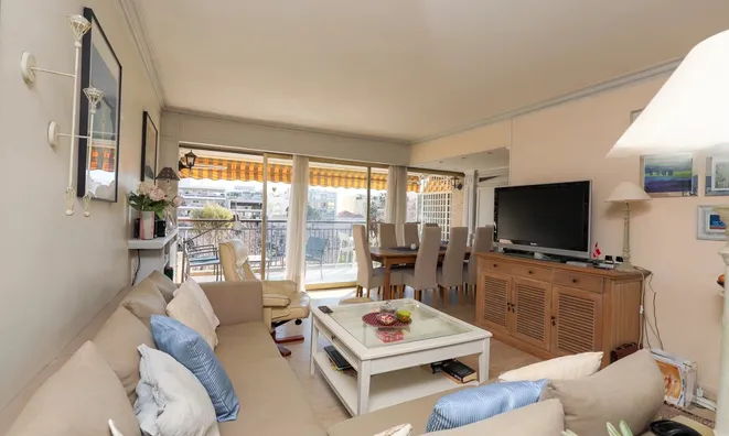 Недвижимость Villa Pointe Croisette: 11