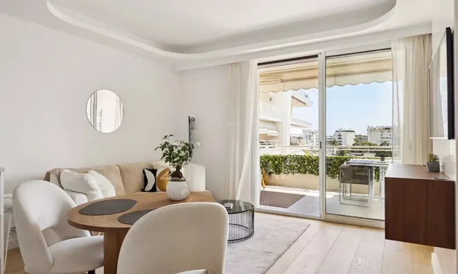 Недвижимость Villa Pointe Croisette: 4