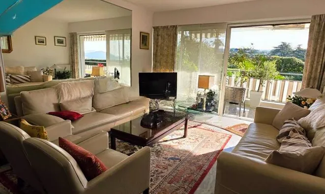 Недвижимость Villa Croix des Gardes: 8