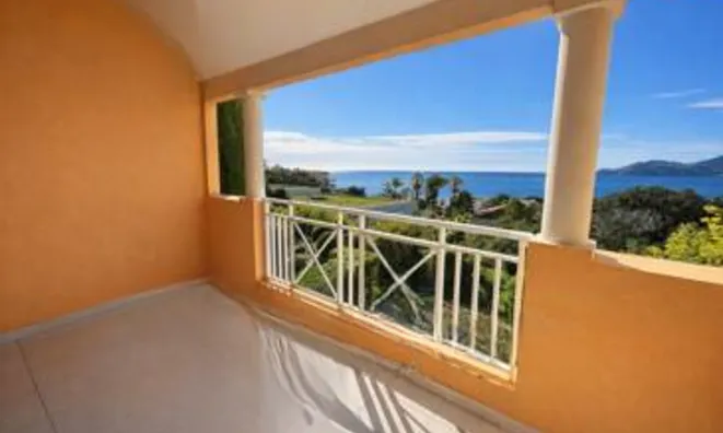 Недвижимость Villa Croix des Gardes: 2