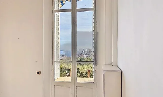 Недвижимость Villa Petit Juas: 11