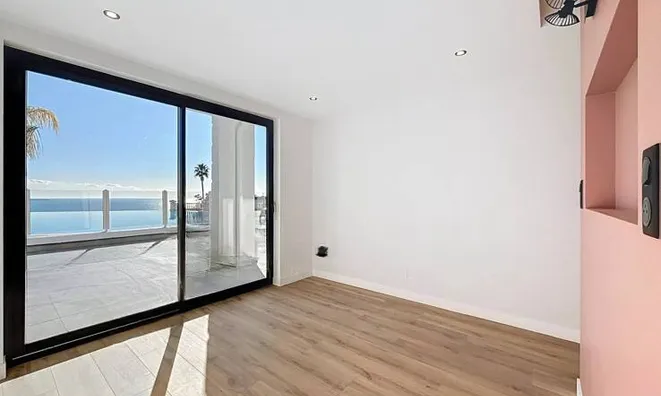 Недвижимость Villa Croix des Gardes: 12