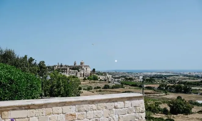 Недвижимость Central Rabat Retreat: 2