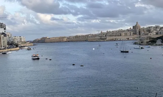 Недвижимость Sliema Shores Apartment: 2