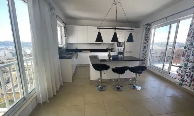 Недвижимость Sliema Bay Apartment: 2