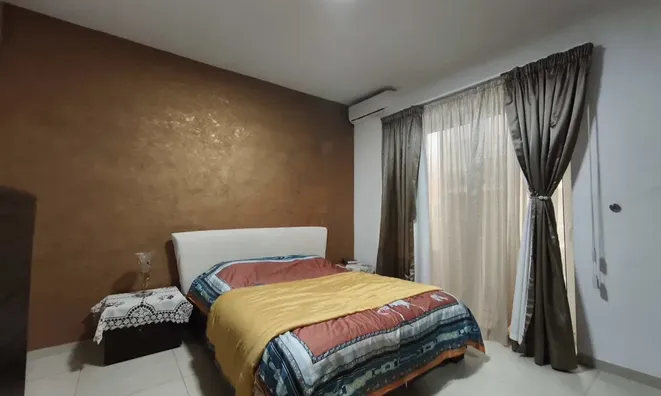 Недвижимость Central Ibragg Apartment: 4