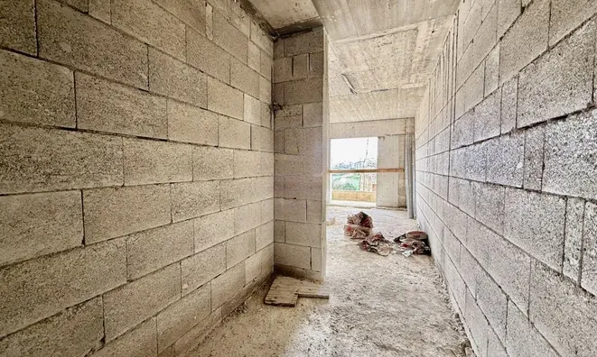 Недвижимость Hilltop Haven Apartment: 4