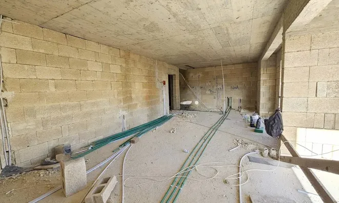 Недвижимость Central Naxxar Apartment: 2