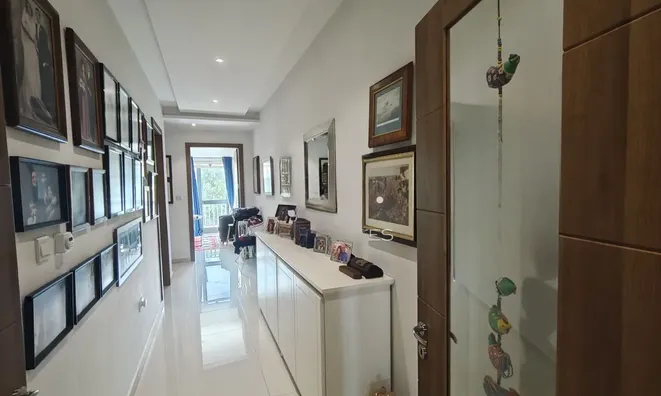 Недвижимость Azure Haven Retreat: 2