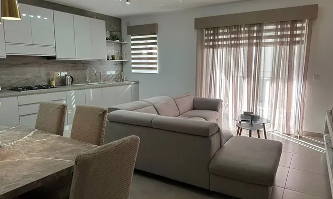 Недвижимость Central San Gwann Apartment: 1