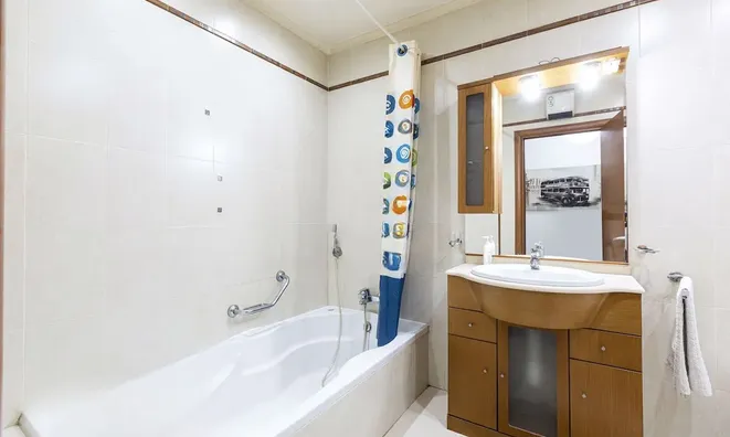 Недвижимость Pembroke Shores Apt: 13