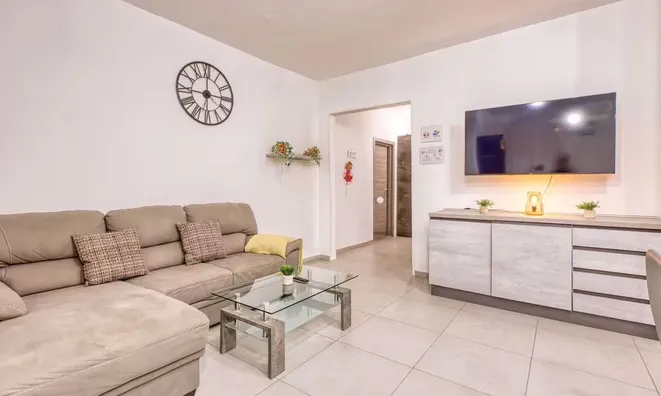 Недвижимость Sliema Shores Apartment: 2