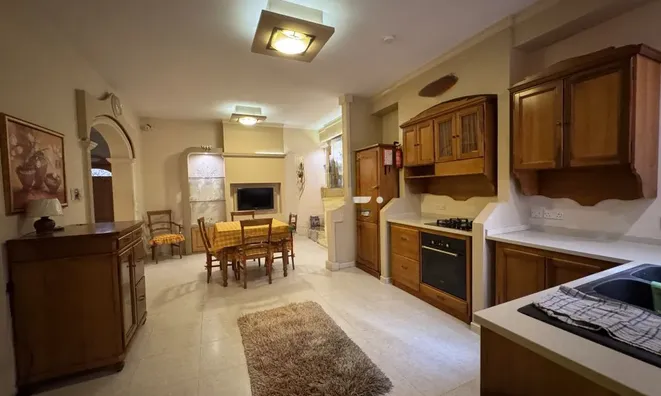 Недвижимость Qormi Central Apartments: 4