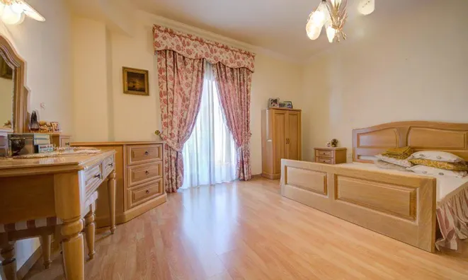 Недвижимость Portomaso Sliema Apartment: 5