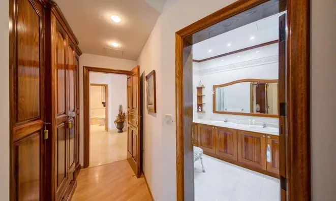 Недвижимость Portomaso Sliema Apartment: 7