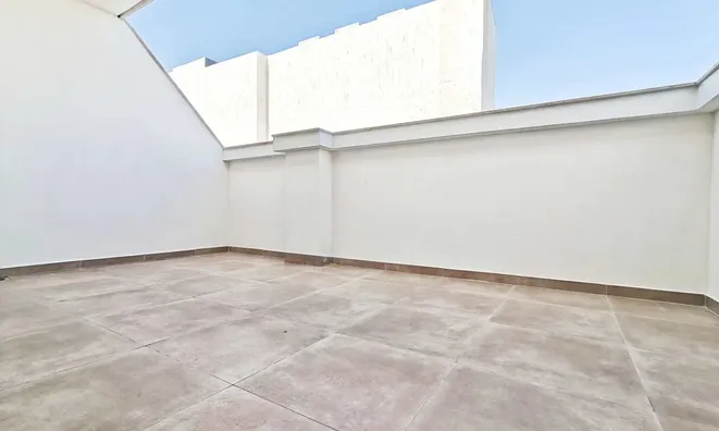 Недвижимость Gzira-Sliema Apartment: 4