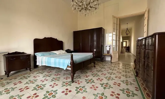 Недвижимость Southern Paola Apartments: 9