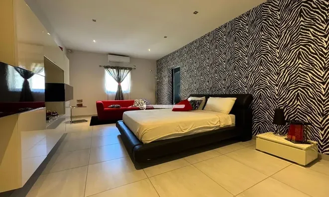 Недвижимость Southern Fgura Residences: 9