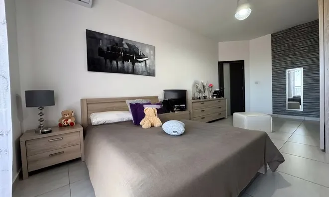 Недвижимость Southern Fgura Residences: 10