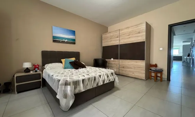 Недвижимость Southern Fgura Residences: 11