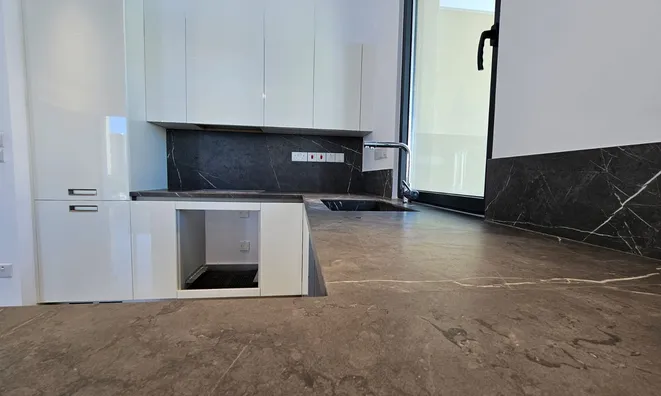 Недвижимость 2 Bedrooms Apartment in Limassol: 3