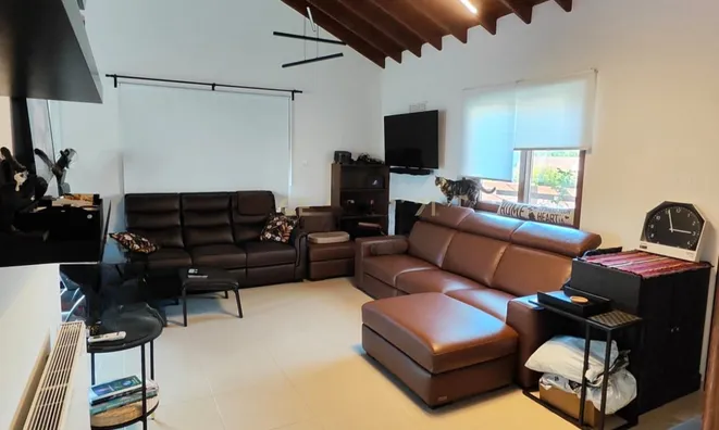 Недвижимость 2 Bedroom Bungalow For Sale In Parekklisia, Limassol: 2