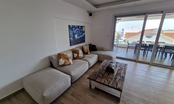 Недвижимость 3 Bedrooms Penthouse For sale in Zakaki, Limassol: 2