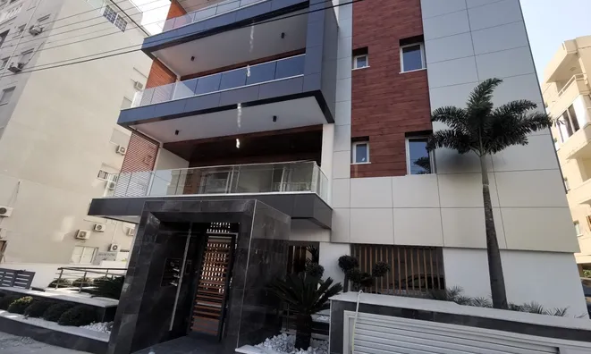 Недвижимость 2 Bedroom Penthouse Apartment For Sale in Neapolis, Limassol: 1