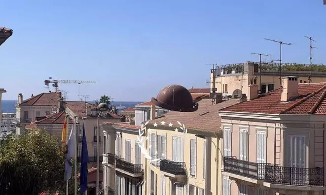 Недвижимость Villa Petit Juas: 1