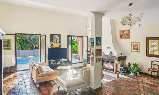 Недвижимость Villa République Cannes: 4