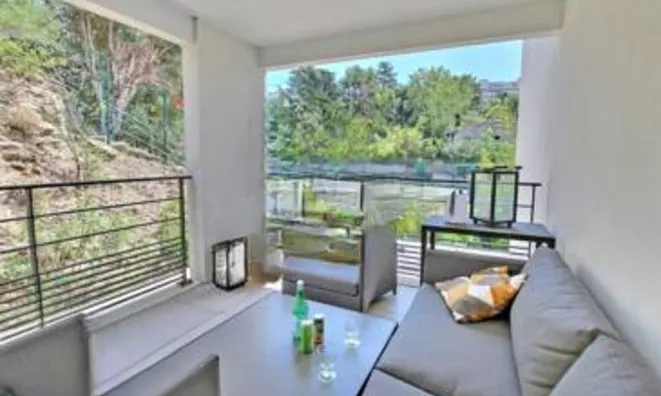 Недвижимость Villa La Bocca: 2