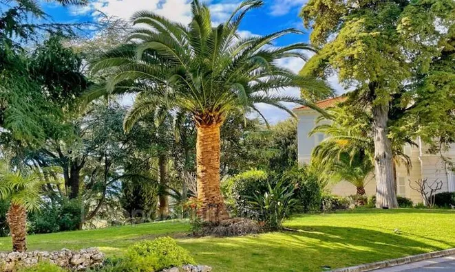 Недвижимость Villa Croix des Gardes: 10