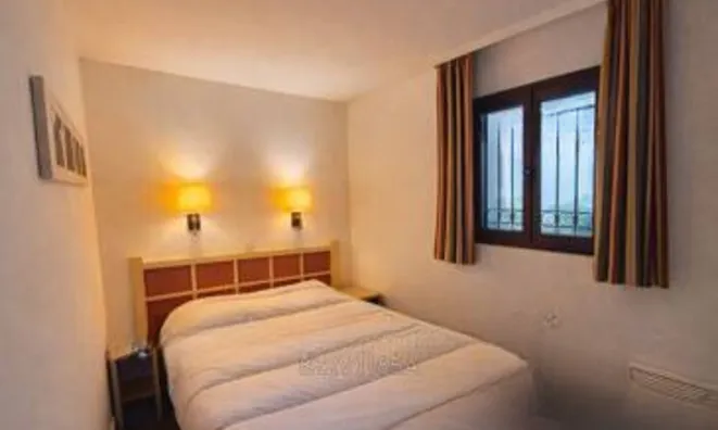 Недвижимость Villa Croix des Gardes: 2