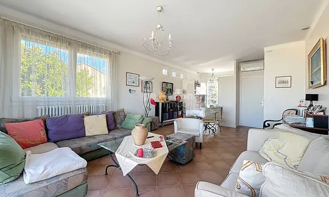 Недвижимость Villa Croix des Gardes: 4