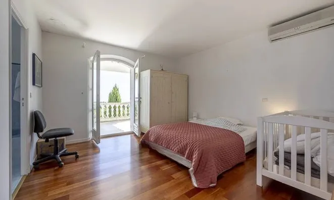 Недвижимость Villa Petit Juas: 7