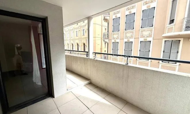 Недвижимость House Cannes République: 11