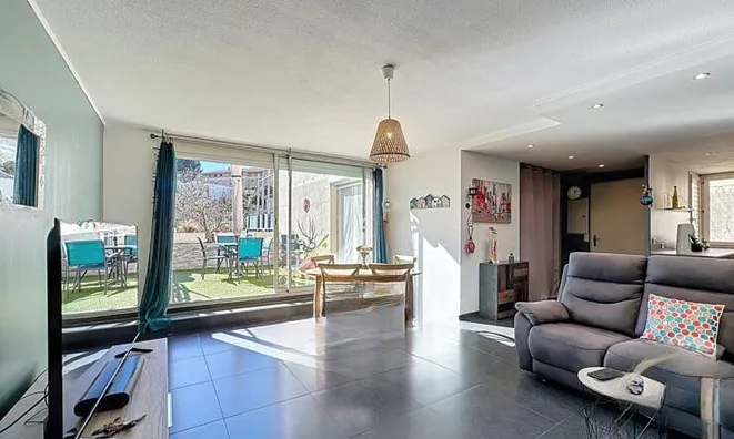 Недвижимость Villa Cannes La Bocca: 1