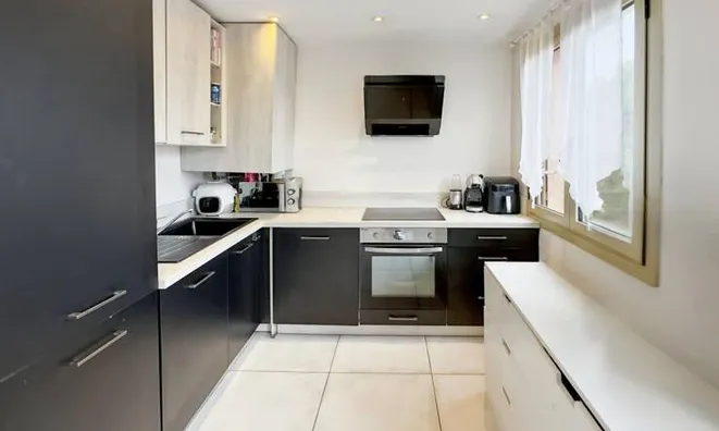 Недвижимость Villa République Cannes: 4