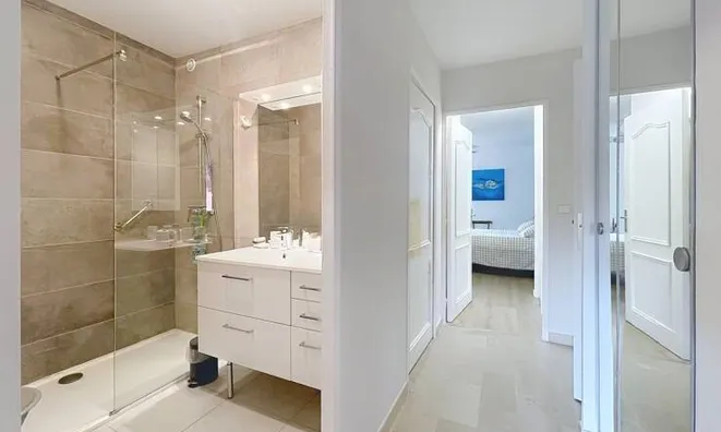 Недвижимость Villa La Bocca: 13