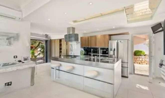 Недвижимость Villa Cannes Croix des Gardes: 8