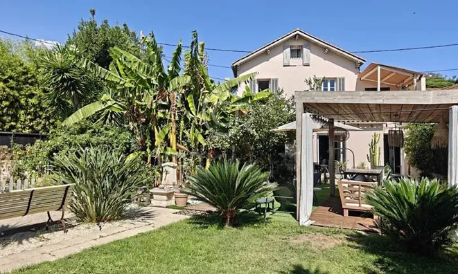 Недвижимость Villa La Bocca: 1